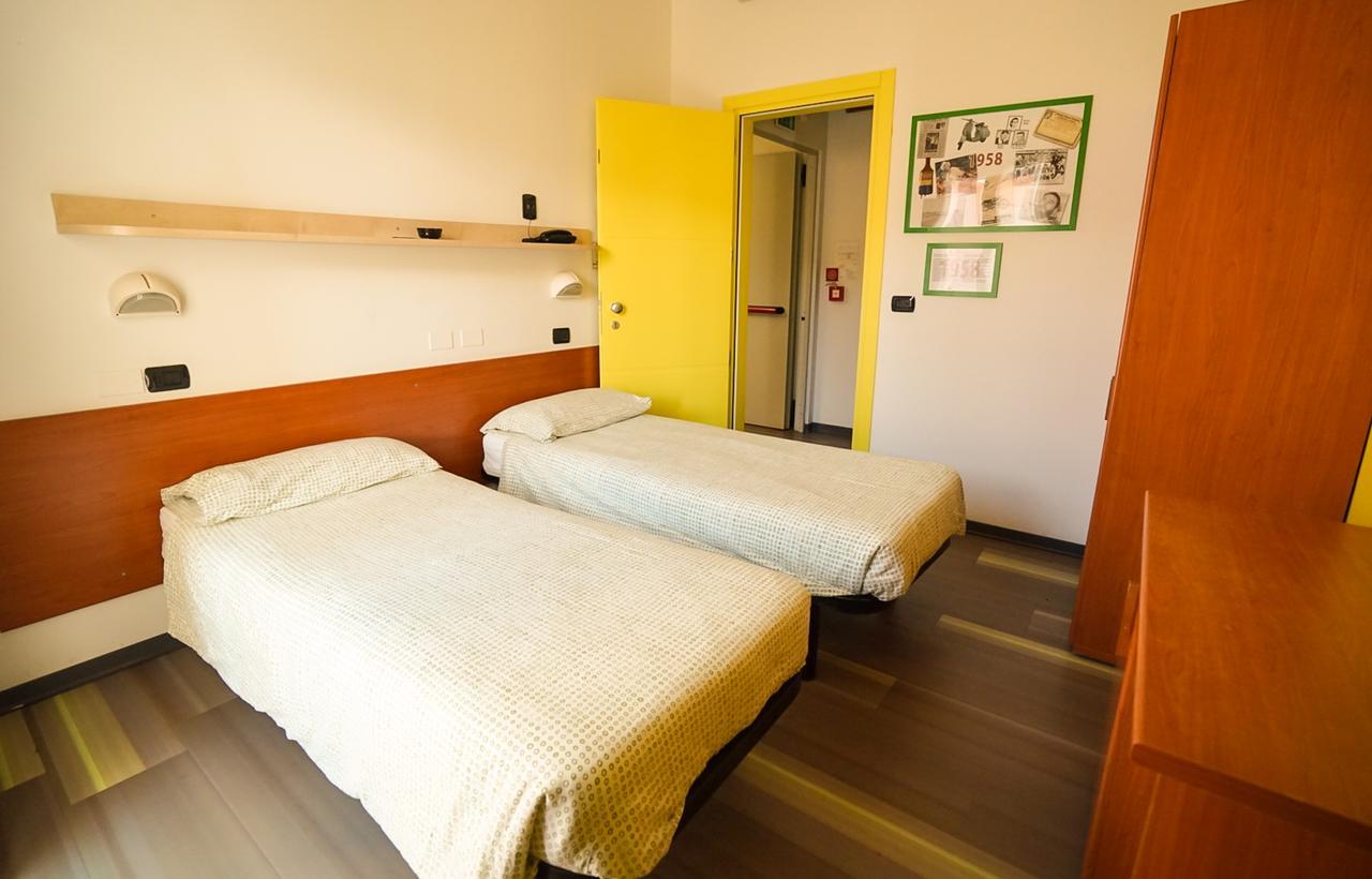 Hotel Morfeo - Young People Hotels (Adults Only) Rimini Eksteriør bilde