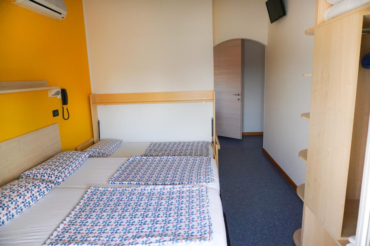 Hotel Morfeo - Young People Hotels (Adults Only) Rimini Eksteriør bilde